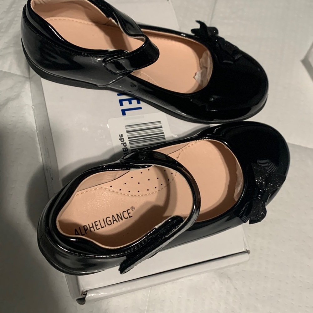 they are new my daughter did not fit